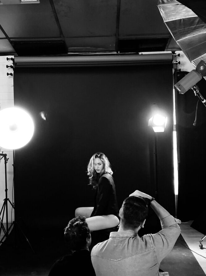 Cours formation stage studio photographie Main in light