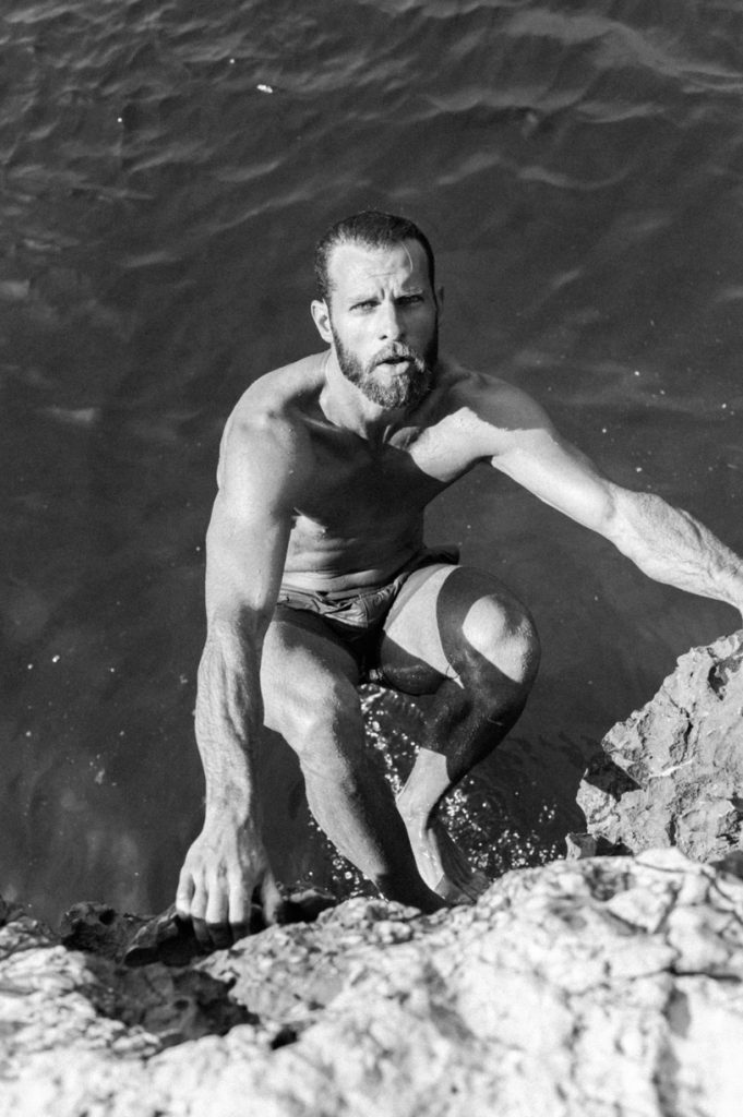 Photographe professionnel maillot de bain swimwear Toulon Marseille Nice Paris